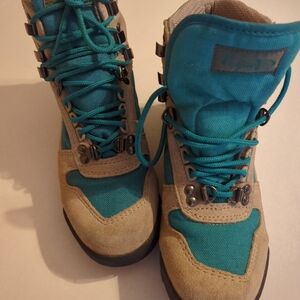 Vasque Teal and Tan Combat Boots
